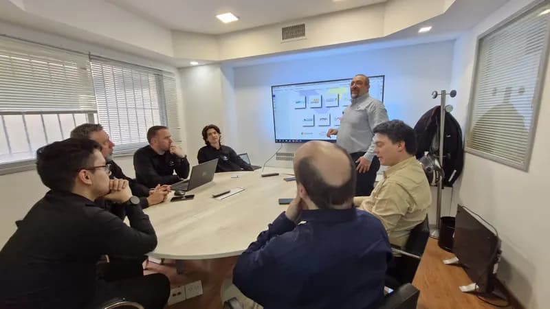 Instalación redes MikroTik empresas